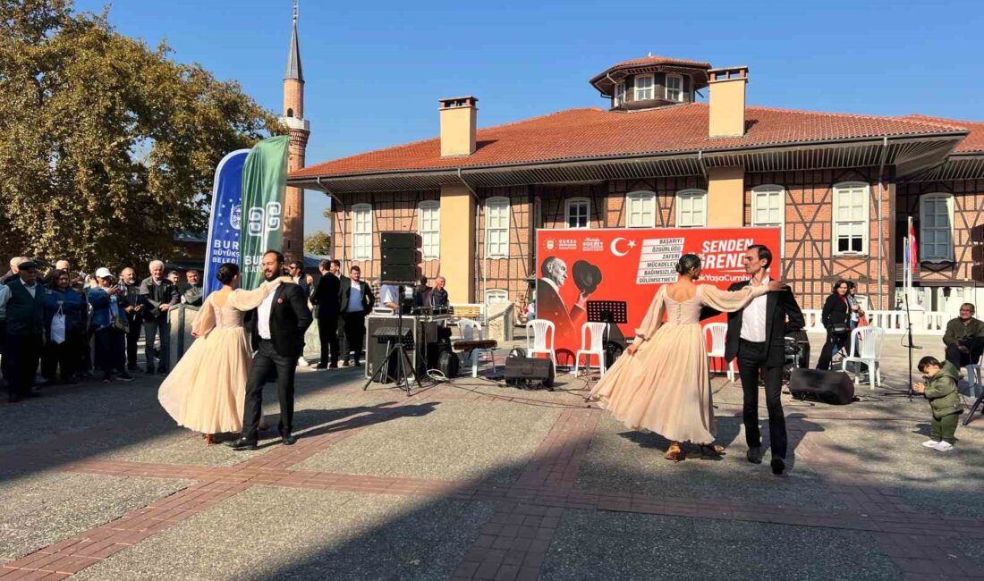 Bursa Büyükşehir Belediyesi, 29 Ekim Cumhuriyet Bayramı’nın 101. yıl dönümünü