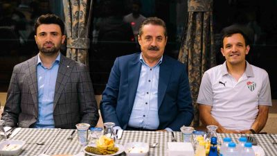 BURSASPOR, MORAL YEMEĞİNDE BİR ARAYA GELDİ.