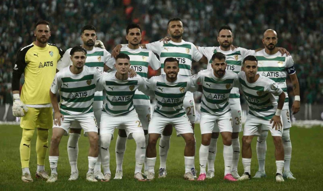 2009-2010 SEZONU SÜPER LİG ŞAMPİYONU OLAN TÜRKİYE'NİN KÖKLÜ TAKIMLARINDAN BURSASPOR,