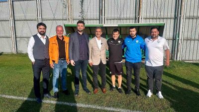 Gemlik Belediye Başkanı Şükrü Deviren, Bursaspor Kulübü’ne gerçekleştirdiği ziyaretle, kulüp