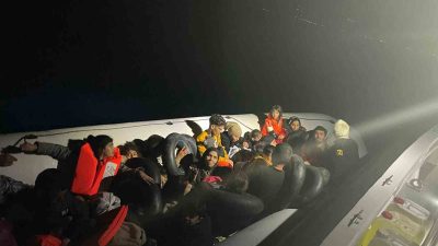 ÇANAKKALE'DE SAHİL GÜVENLİK MOBİL RADARI MORAD-12 TARAFINDAN TESPİT EDİLEN EDİLEN