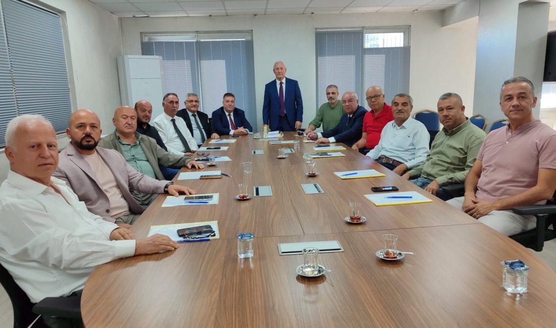 İZMİR ŞOFÖRLER VE OTOMOBİLCİLER ODASI BAŞKANI CELİL ANIK, YAPTIĞI YAZILI