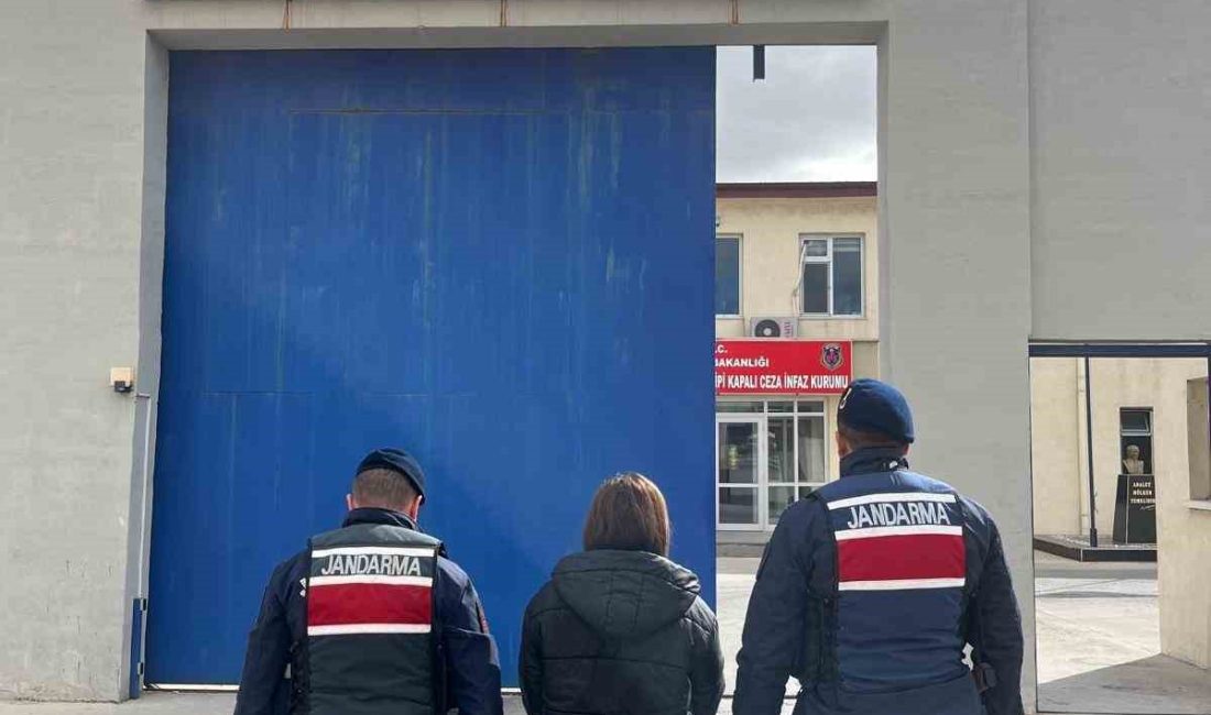 AFYONKARAHİSAR’DA ÇEŞİTLİ SUÇLARDAN 5 YIL HAPİS CEZASIYLA ARANAN BİR ŞAHIS