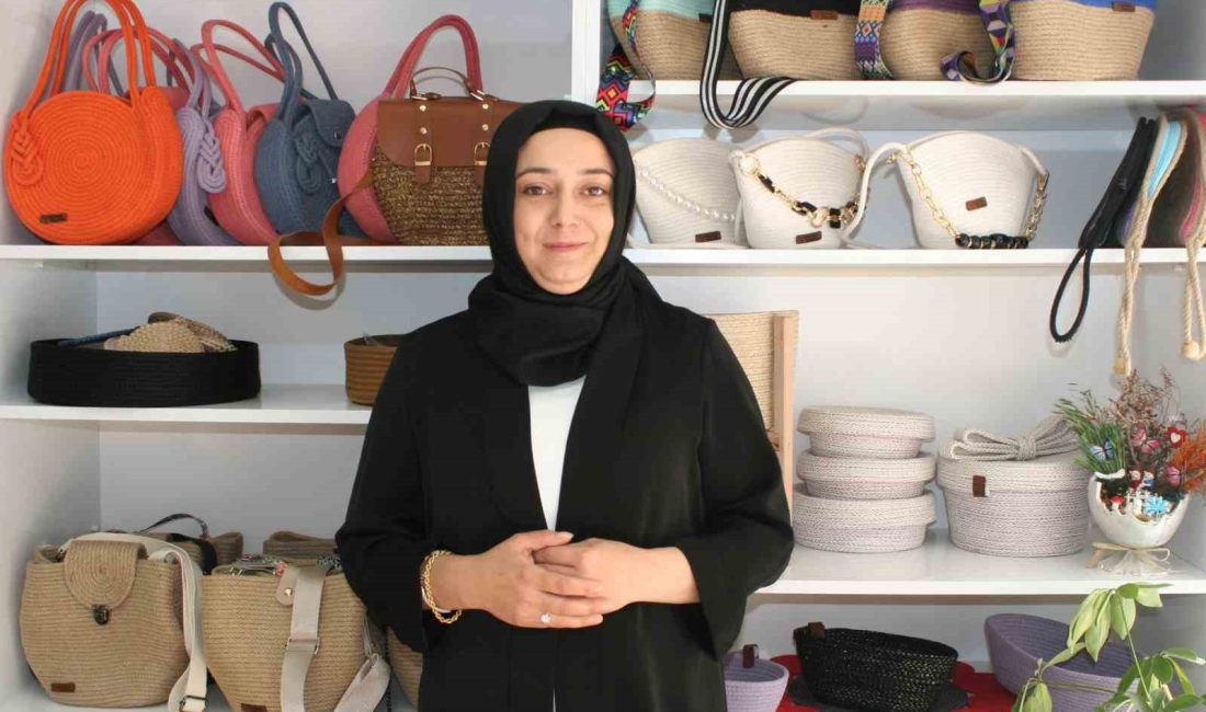AİLE EKONOMİSİNE KATKI SAĞLAMAK İÇİN EVİNDE NELER YAPABİLECEĞİ KONUSUNDA İNTERNETTE