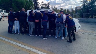 YOZGAT’TA CEZAEVİNDEN FİRAR EDEN 4 HÜKÜMLÜ JANDARMA EKİPLERİ TARAFINDAN YAKALANDI.