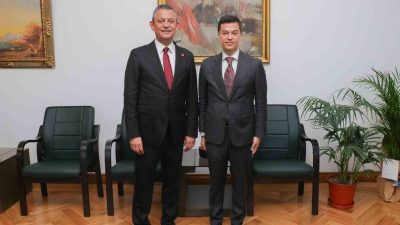 CHP GENEL BAŞKANI ÖZGÜR ÖZEL, ABDİ İPEKÇİ PARKI HALK KAFE’NİN