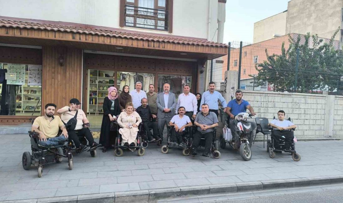 CİZRE İLÇE MÜFTÜSÜ SÜLEYMAN BARAN, ENGELLİ VATANDAŞLARLA BİRARAYA GELİP, CİZRE'DE