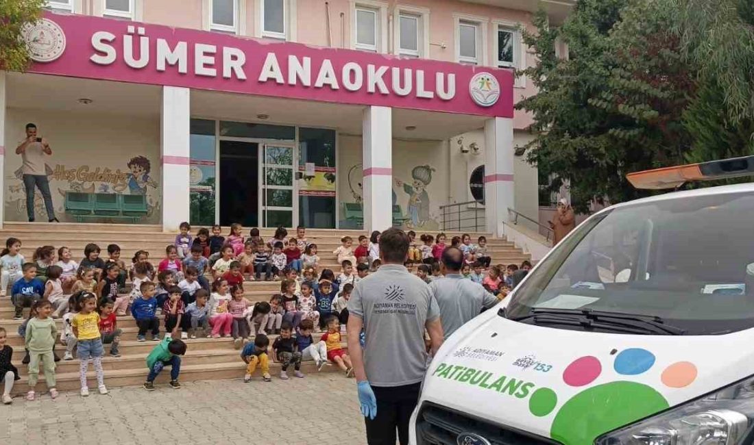 ADIYAMAN BELEDİYESİ VETERİNER MÜDÜRLÜĞÜ EKİPLERİ OKULLARDA PATİBULANS ADLI HAYVAN AMBULANSINI