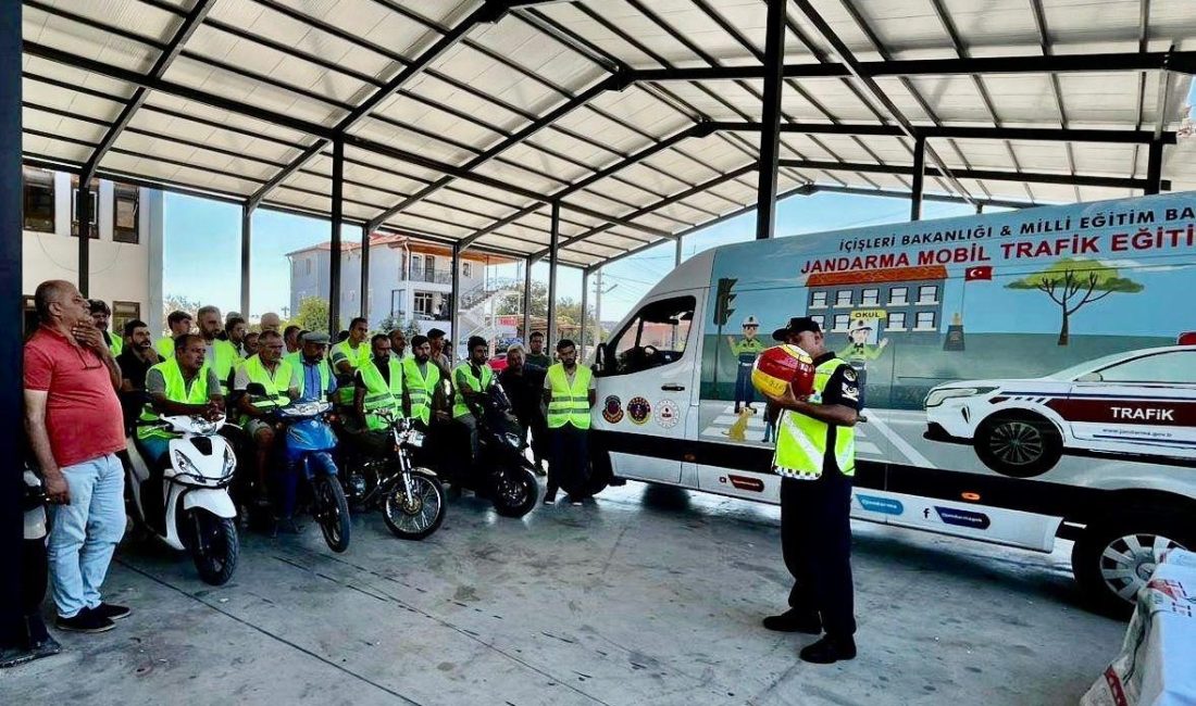 DATÇA’DA JANDARMADAN MOTOSİKLET SÜRÜCÜLERİNE EĞİTİM