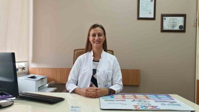 ESKİŞEHİR'DE DR. BERRİN AKPINAR, YÜRÜME VE DENGE BOZUKLUĞU YAŞAYAN HASTALARIN