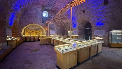 TÜRKİYE’NİN İLK TEMATİK ‘DENİZ TİCARET TARİHİ’ MÜZESİ KUŞADASI’NDA AÇILDI