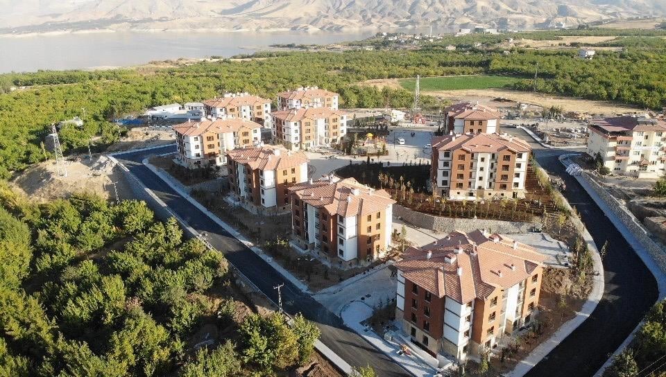 DEPREMİN MERKEZ ÜSSÜDEN TOKİ GÜVEN VERDİ