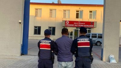 AFYONKARAHİSAR’DA DEVRİYE GEZEN JANDARMA EKİPLERİ SUÇ İŞLEMEK AMACIYLA KURULAN ÖRGÜTE