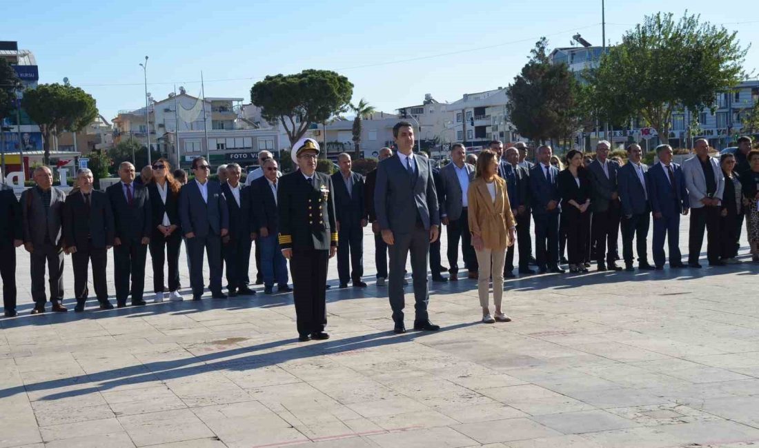 AYDIN'IN DİDİM İLÇESİNDE 19 EKİM MUHTARLAR GÜNÜ DOLAYISIYLA TÖREN DÜZENLENİRKEN,