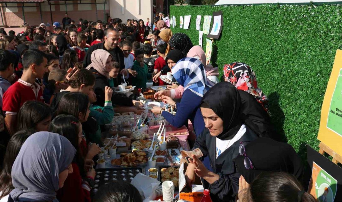 DÜNYA GIDA GÜNÜ ERZİNCAN’DA RENKLİ GÖRÜNTÜLERE SAHNE OLDU