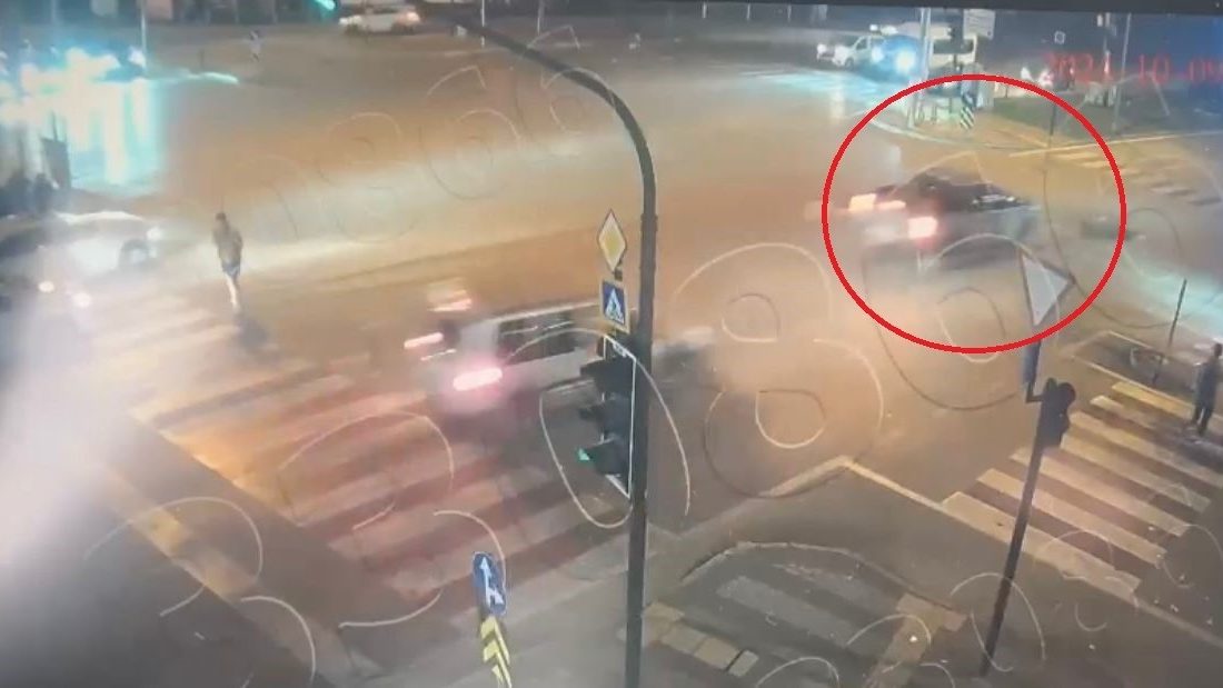 BURSA'DA 18 YAŞINDAKİ EHLİYETSİZ SÜRÜCÜNÜN ÇARPTIĞI 16 YAŞINDAKİ KIZ, 1
