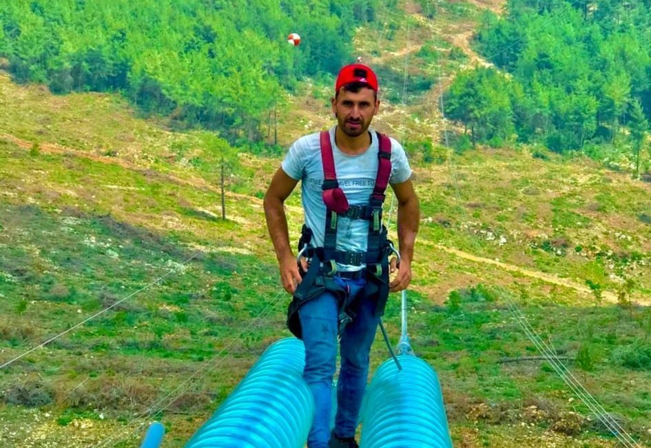 KONYA'DA ELEKTRİK İŞÇİSİ ENERJİ NAKİL HATTI DİREĞİNDE ÇALIŞTIĞI SIRADA 40