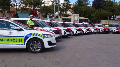 YOZGAT’TA EMNİYET VE JANDARMA TEŞKİLATLARINA KATILAN 48 YENİ ARACIN TANITIMI