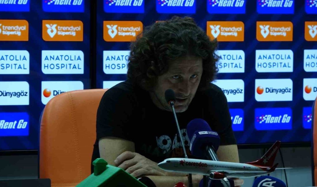 ALANYASPOR TEKNİK DİREKTÖRÜ FATİH TEKKE, KAŞIMPAŞA KARŞISINDA ALINAN 2-1'LİK MAĞLUBİYETE