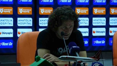 ALANYASPOR TEKNİK DİREKTÖRÜ FATİH TEKKE, KAŞIMPAŞA KARŞISINDA ALINAN 2-1'LİK MAĞLUBİYETE