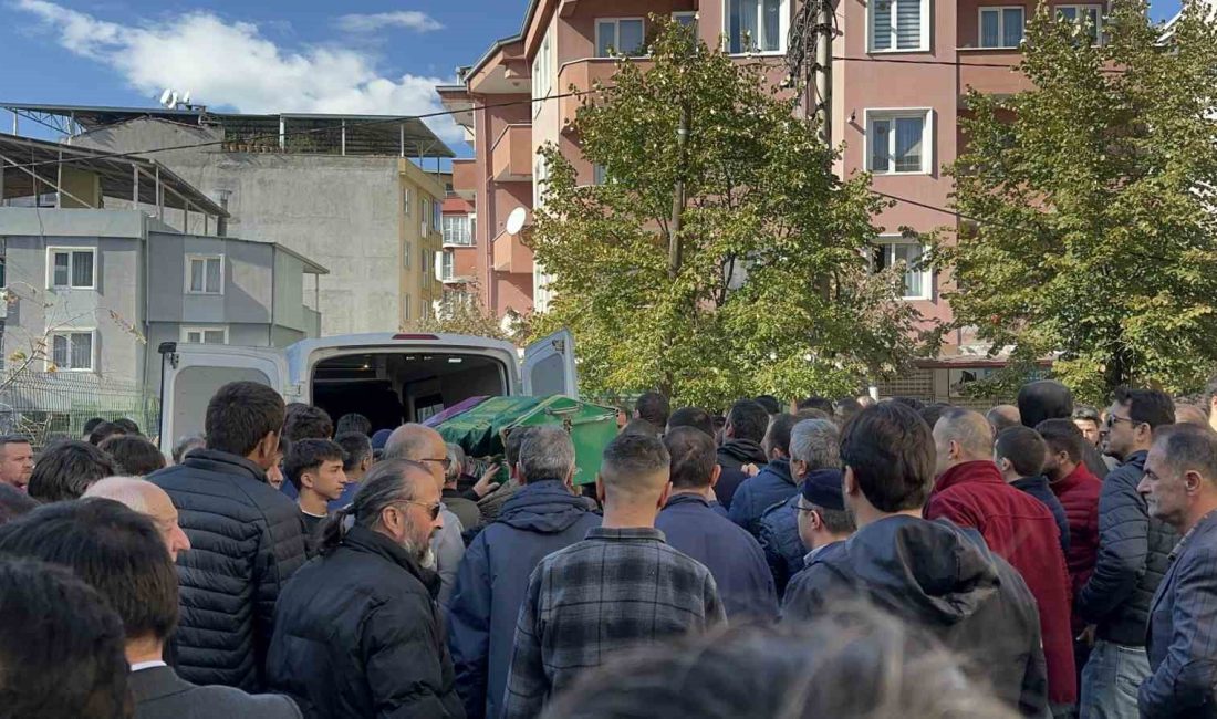 FECİ KAZADA HAYATINI KAYBEDEN 16 YAŞINDAKİ ZEYNEP TOPRAĞA VERİLDİ