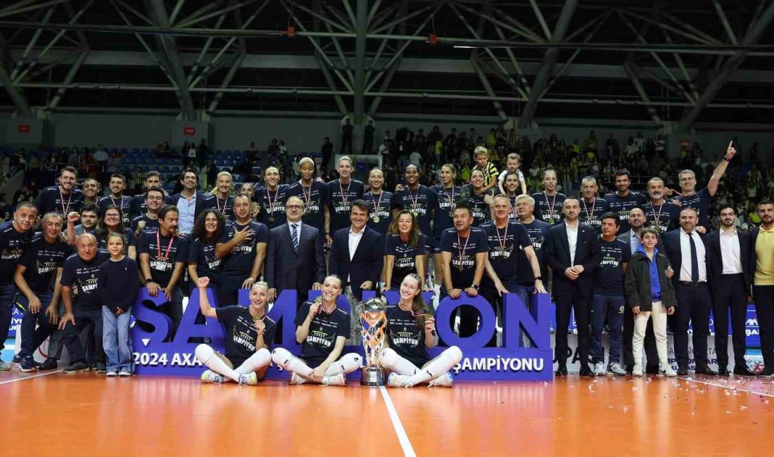 2024 KADINLAR AXA SİGORTA ŞAMPİYONLAR KUPASI MAÇINDA FENERBAHÇE MEDİCANA, ECZACIBAŞI