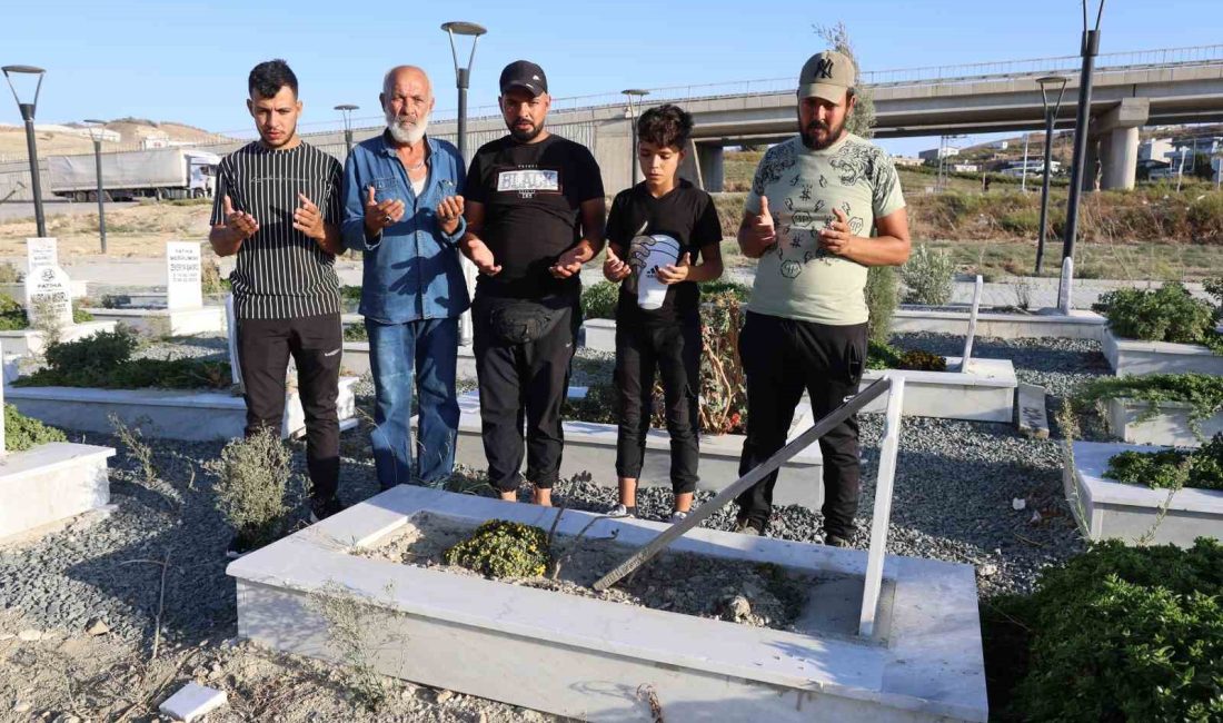 HATAY'DA 1 YILDIR KANSER OLAN NECAH ABU HIDIR'IN CENAZESİ YIKANIRKEN