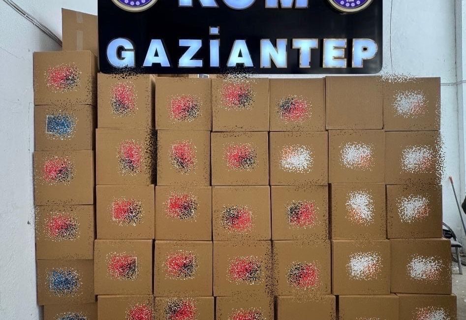 GAZİANTEP’TE 300 LİTRE KAÇAK ALKOL ELE GEÇİRİLDİ