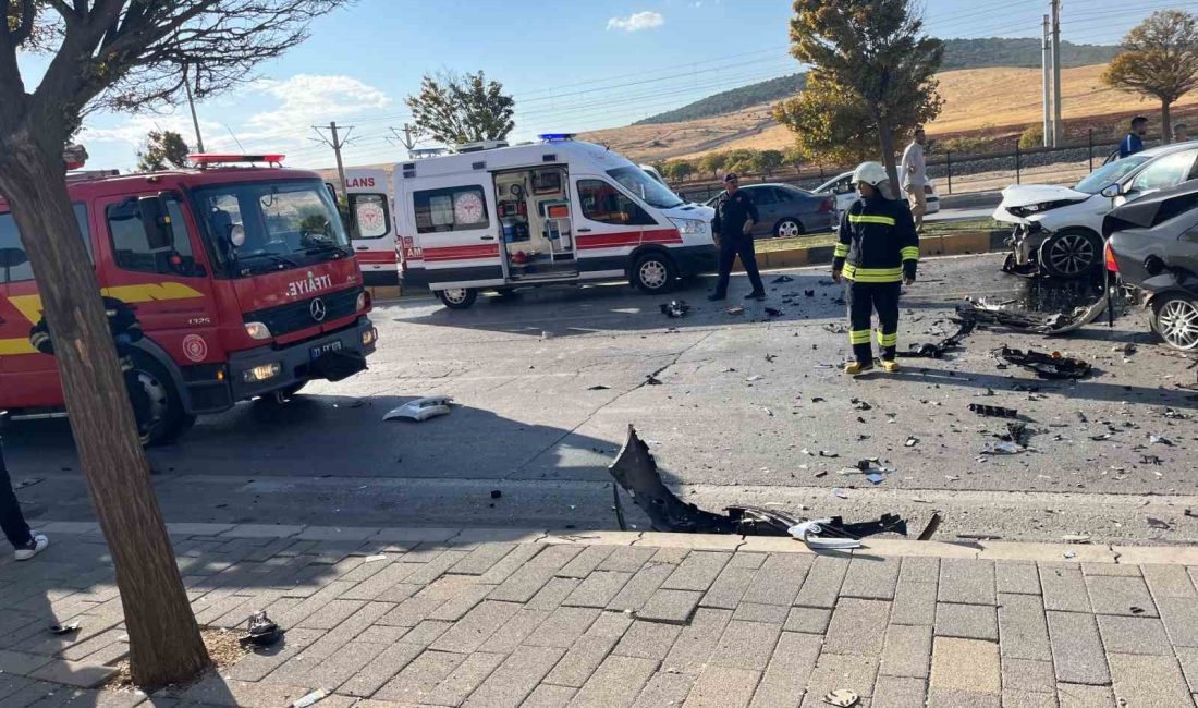 GAZİANTEP’TE ZİNCİRLEME TRAFİK KAZASI: 3 YARALI