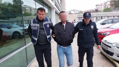 SAMSUN'DA SOKAK ORTASINDA YÜRÜYEN GENÇ KADINA ELLE TACİZ BULUNDUĞU İDDİASIYLA