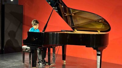 GENÇ YETENEK ALİ KESKİN, NİLÜFER BELEDİYESİ’NİN “MEM GENÇ SAHNE” PROGRAMI