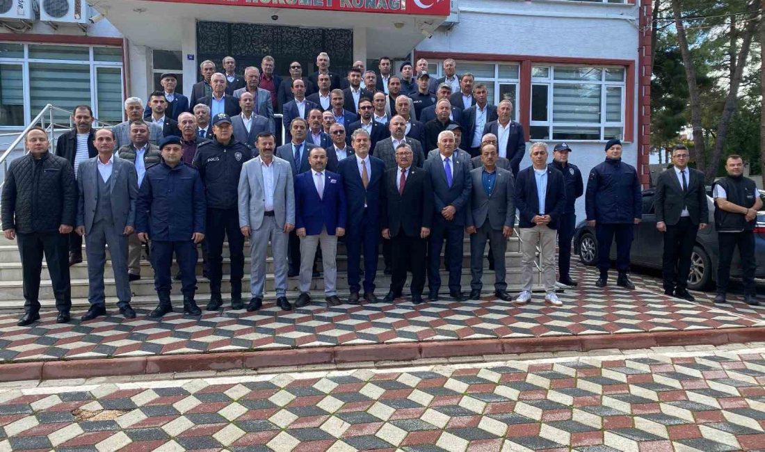 GÖLPAZARI'NDA MUHTARLA BİR ARAYA GELDİ