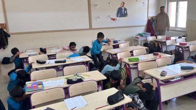 GÜNEBAKAN İLKOKULUNDA DEPREM TATBİKATI YAPILDI