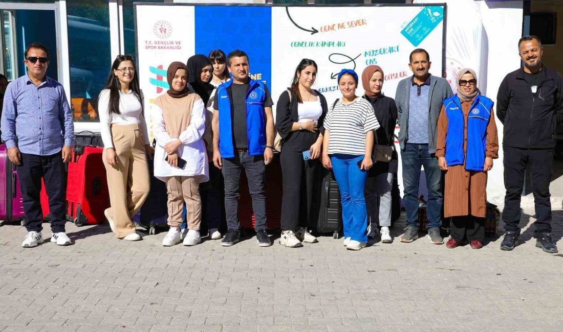 HAKKARİ GENÇLİK VE SPOR İL MÜDÜRLÜĞÜNE BAĞLI GENÇLİK MERKEZİ ÜYELERİ,