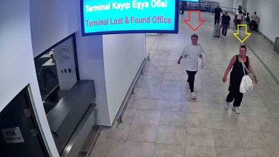 GEÇTİĞİMİZ GÜNLERDE, ANTALYA HAVALİMANI'NDA BİR ENGELLİ TUVALETİNDE KLOZET İÇİNDE YENİ