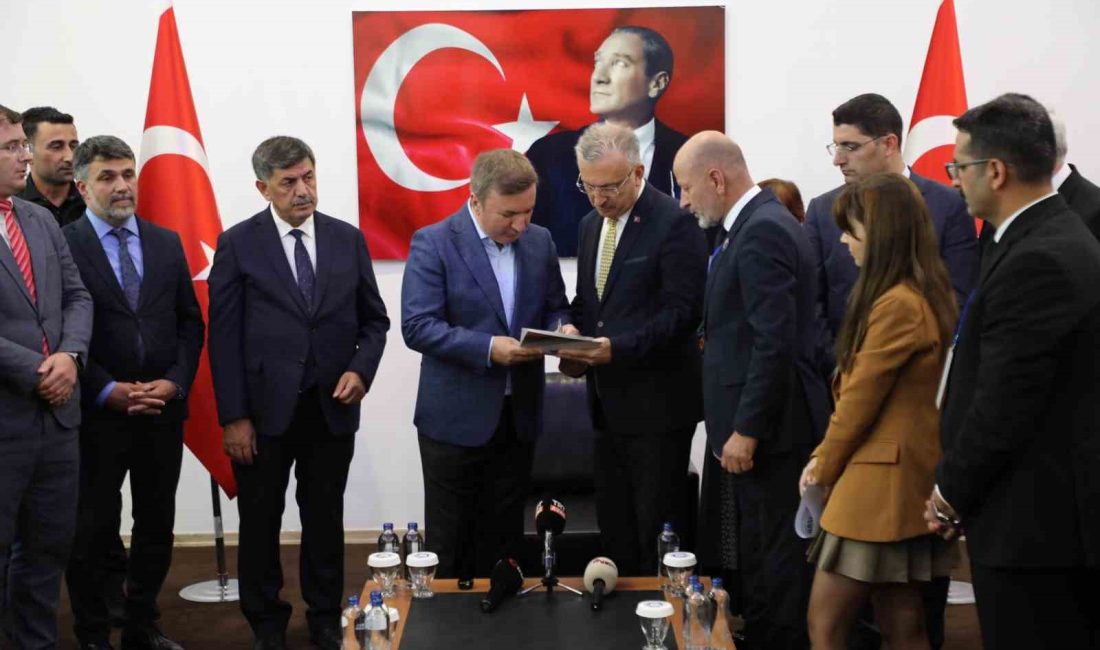 "İSLAMOFOBİ VE TÜRKOFOBİ İLE MÜCADELE BİLDİRGESİ" İMZALANDI