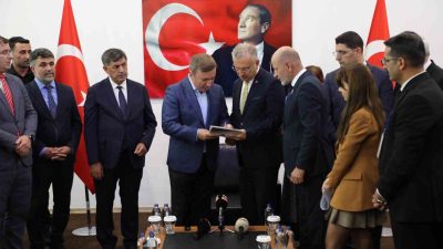 "İSLAMOFOBİ VE TÜRKOFOBİ İLE MÜCADELE BİLDİRGESİ" İMZALANDI