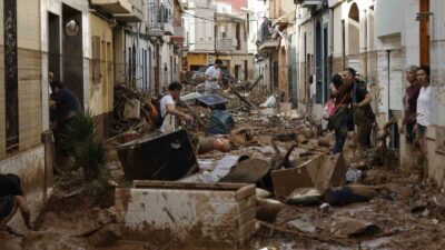 İSPANYA'DAKİ SEL FELAKETİNDE CAN KAYBI 158’E YÜKSELDİ