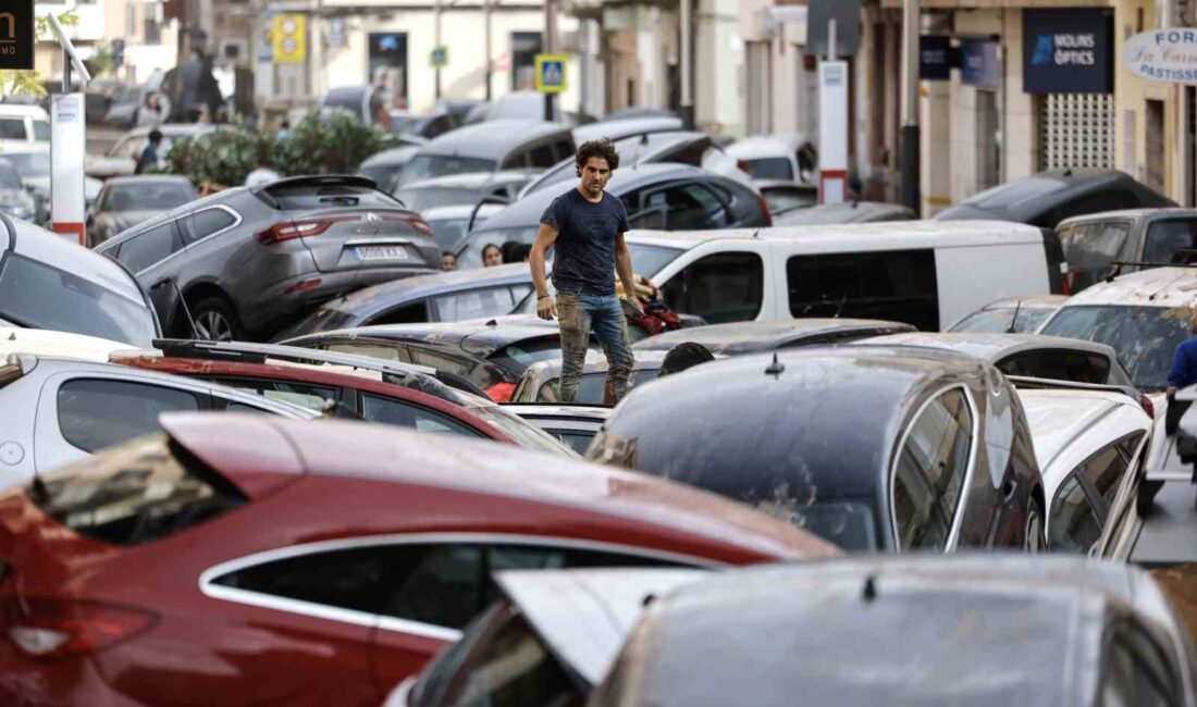 İSPANYA'DAKİ SEL FELAKETİNDE CAN KAYBI 72'YE YÜKSELDİ