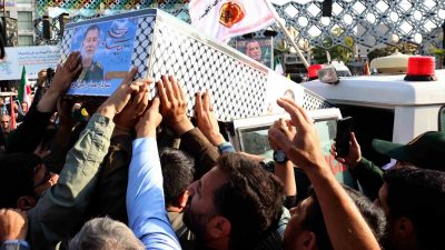 İSRAİL ORDUSUNUN LÜBNAN’IN BAŞKENTİ BEYRUT’TA GERÇEKLEŞTİRDİĞİ SALDIRIDA HAYATINI KAYBEDEN İRAN