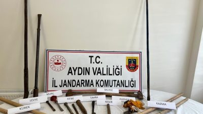 AYDIN'IN KOÇARLI İLÇESİNDE KAÇAK KAZI YAPAN 4 ŞÜPHELİ JANDARMA EKİPLERİNCE