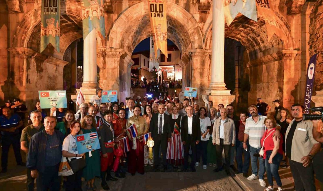 MURATPAŞA BELEDİYESİ’NİN ANTALYA’NIN TARİHİ KENT MERKEZİ KALEİÇİ’NDE DÜZENLENDİĞİ KALEİÇİ OLD