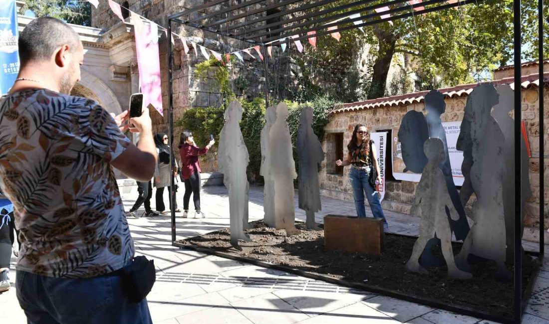 ANTALYA’DA MURATPAŞA BELEDİYESİ’NİN DÜZENLEDİĞİ 9. KALEİÇİ OLD TOWN FESTİVALİ’NDE GÖÇ