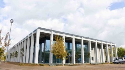 Bursa Karacabey’de ilçenin sosyal ve kültürel hayatını zenginleştirmek amacıyla modern