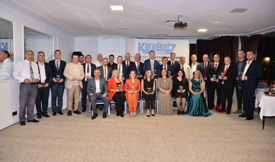 SAMSUN’DA DÜZENLENEN ÖDÜL TÖRENİ İLE KARADENİZ BÖLGESİ’NDE SEÇİLEN ‘YILIN ENLERİ’