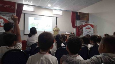 KONYA'NIN KARAPINAR İLÇESİNDE İLKOKUL ÖĞRENCİLERİNE AKRAN ZORBALIĞI ANLATILDI.