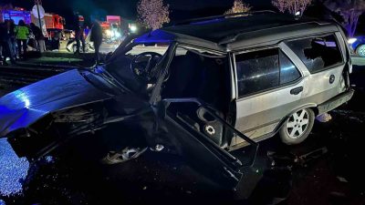 MANİSA’NIN KULA İLÇESİNDE ÖNCEKİ GECE SAATLERİNDE MEYDANA GELEN TRAFİK KAZASI