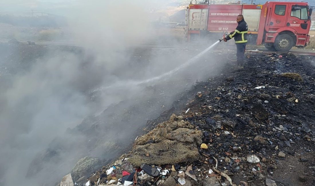 HATAY’DA HURDALIK VE ÇÖPLÜK ALANDA ÇIKAN YANGIN İTFAİYE TARAFINDAN SÖNDÜRÜLDÜ.