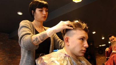 KIŞ AYLARI ÖNCESİNDE SAÇ DÖKÜLMESİNE DİKKAT