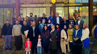 Osmangazi Belediyesi tarafından başlatılan Kolektif Okuma etkinliğinin ilk konuğu Yazar